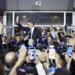 Onda blu Mitsotakis, Tsipras doppiato ma sarà ballottaggio